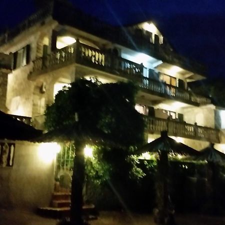Apartments Palace Mira Mare ติวัต ภายนอก รูปภาพ