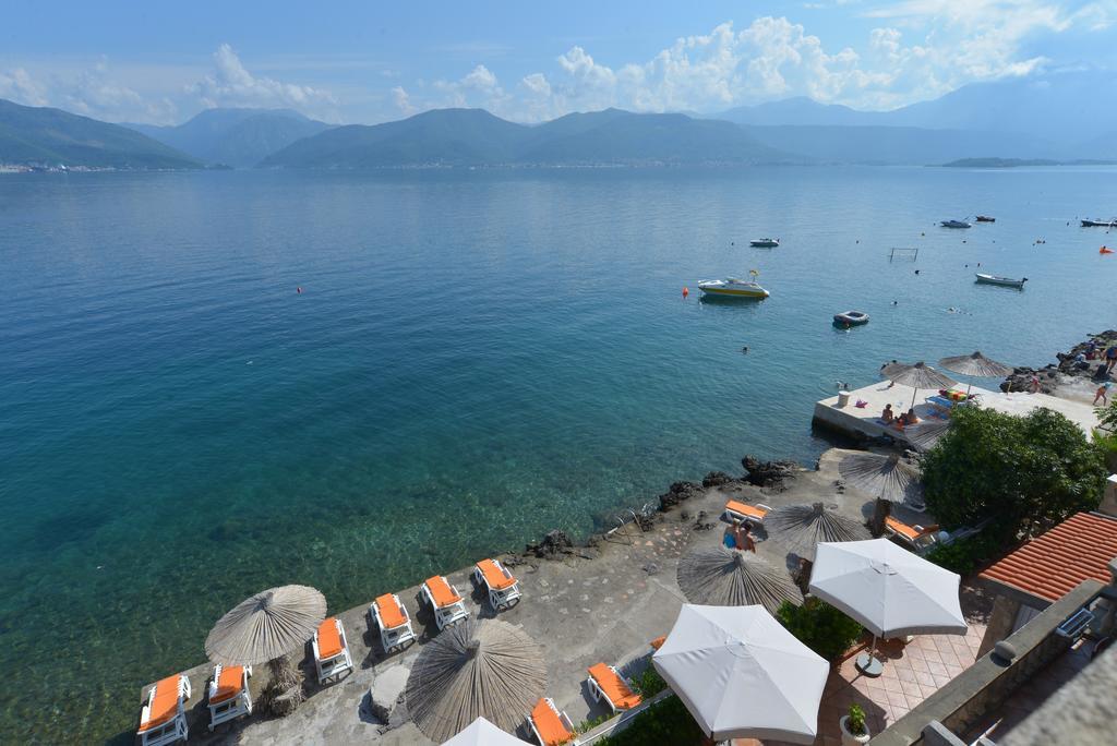 Apartments Palace Mira Mare ติวัต ภายนอก รูปภาพ