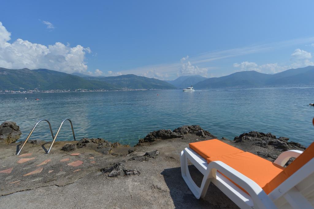 Apartments Palace Mira Mare ติวัต ภายนอก รูปภาพ