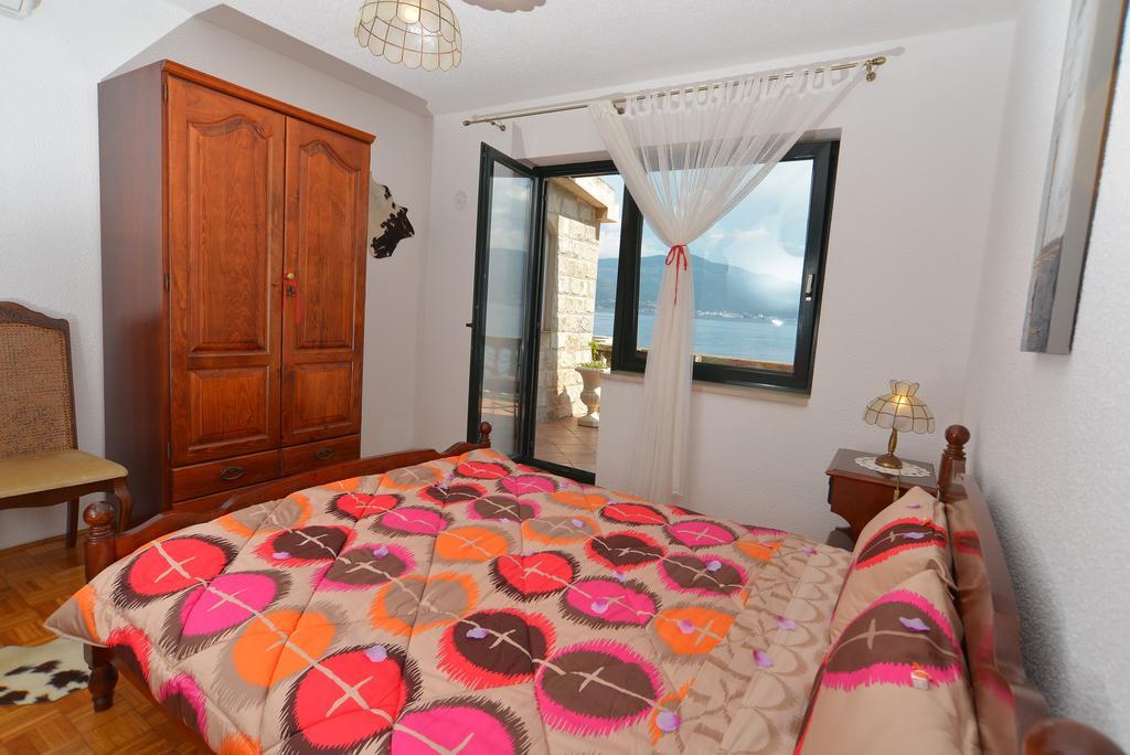 Apartments Palace Mira Mare ติวัต ภายนอก รูปภาพ